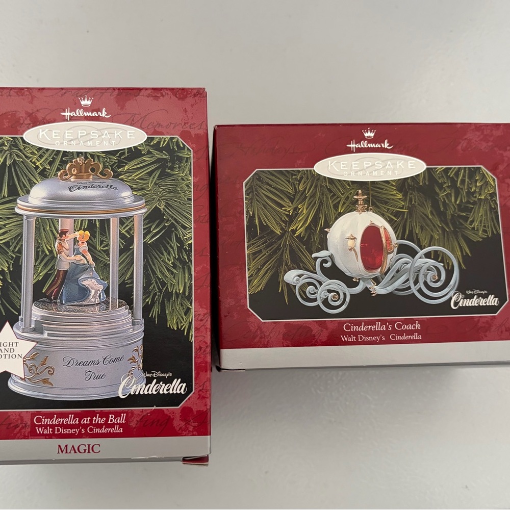 Hallmark Keepsake Magic Ornament Cinderella at the Ball & Cinderellas Coach 1998